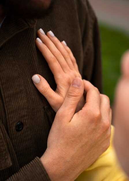 Онемение пальцев левой руки: медикаментозное и физиотерапевтическое лечение